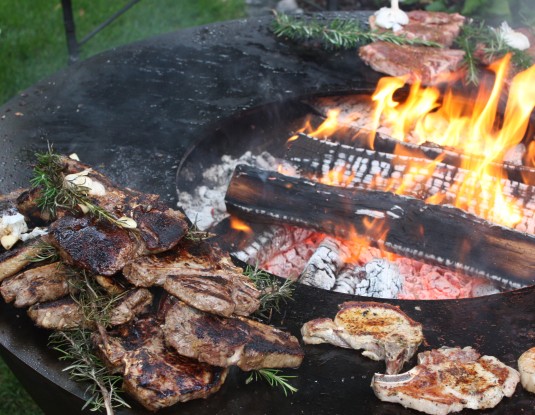Vorschaubild: Summertime BBQ mit Enrico Novi